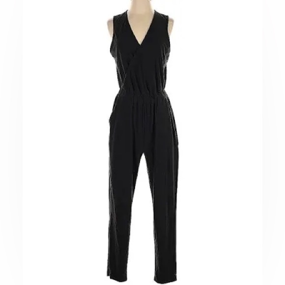 Old Navy Waist-Defined StretchTech Jumpsuit Size Medium - Picture 4 of 4